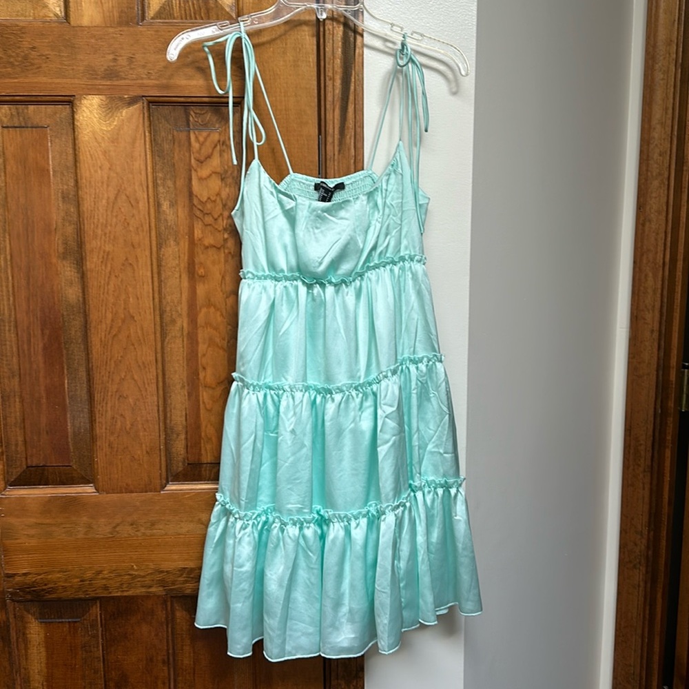 CUTEST Forever 21 satin tiered dress